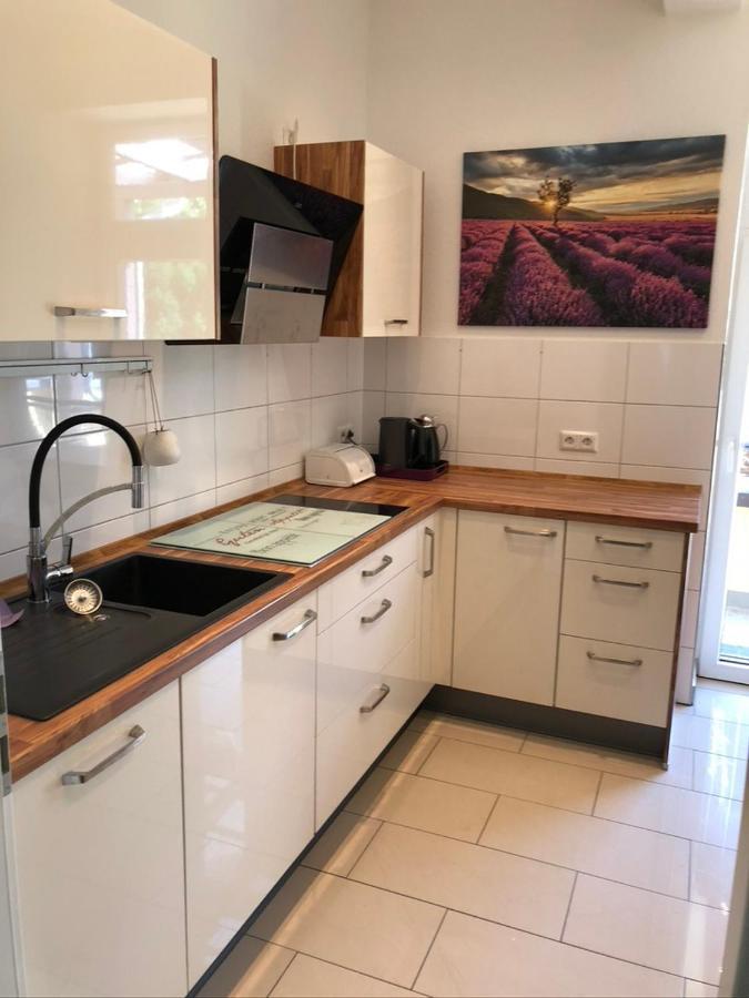Ferienwohnung An Der Gruenen Clara แอร์ฟวร์ท ภายนอก รูปภาพ