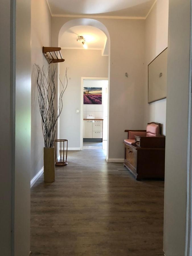Ferienwohnung An Der Gruenen Clara แอร์ฟวร์ท ภายนอก รูปภาพ