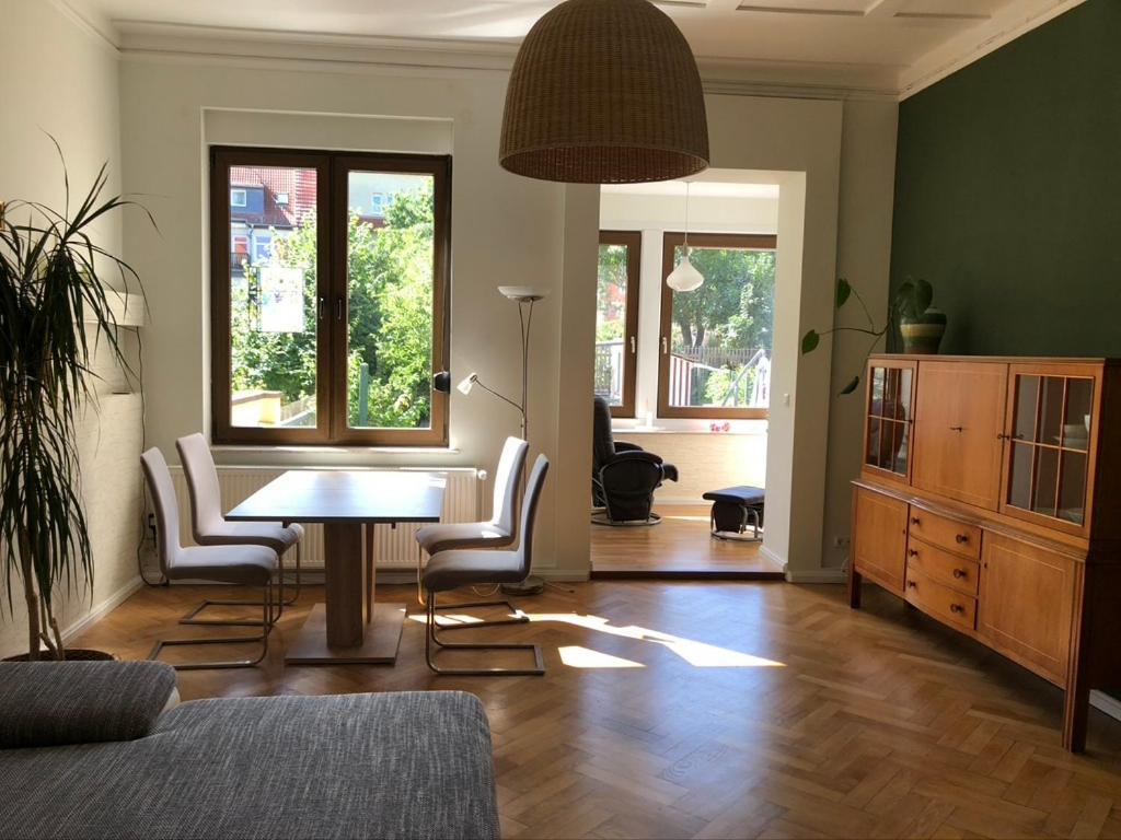 Ferienwohnung An Der Gruenen Clara แอร์ฟวร์ท ภายนอก รูปภาพ